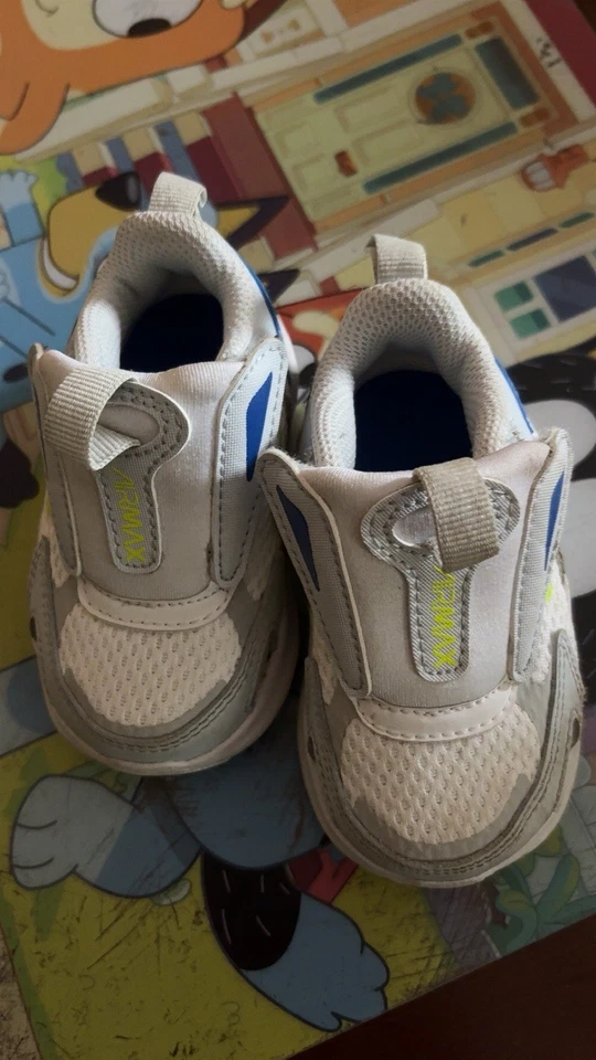 Nike Airs para niños pequeños talla 2,5 Foto 2 de 2