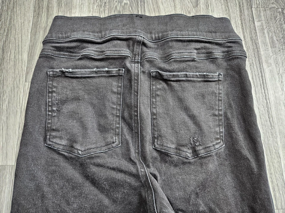 Pantalones ajustados Spanx Jeans para mujer pequeños negros desgastados elásticos deshilachados al tobillo Foto 4 de 4