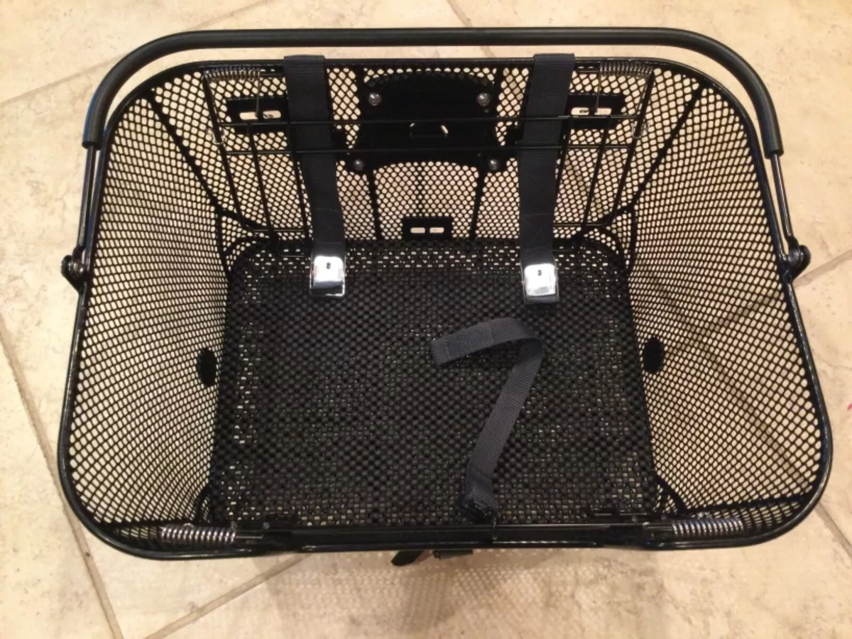 Axiom pet on sale basket
