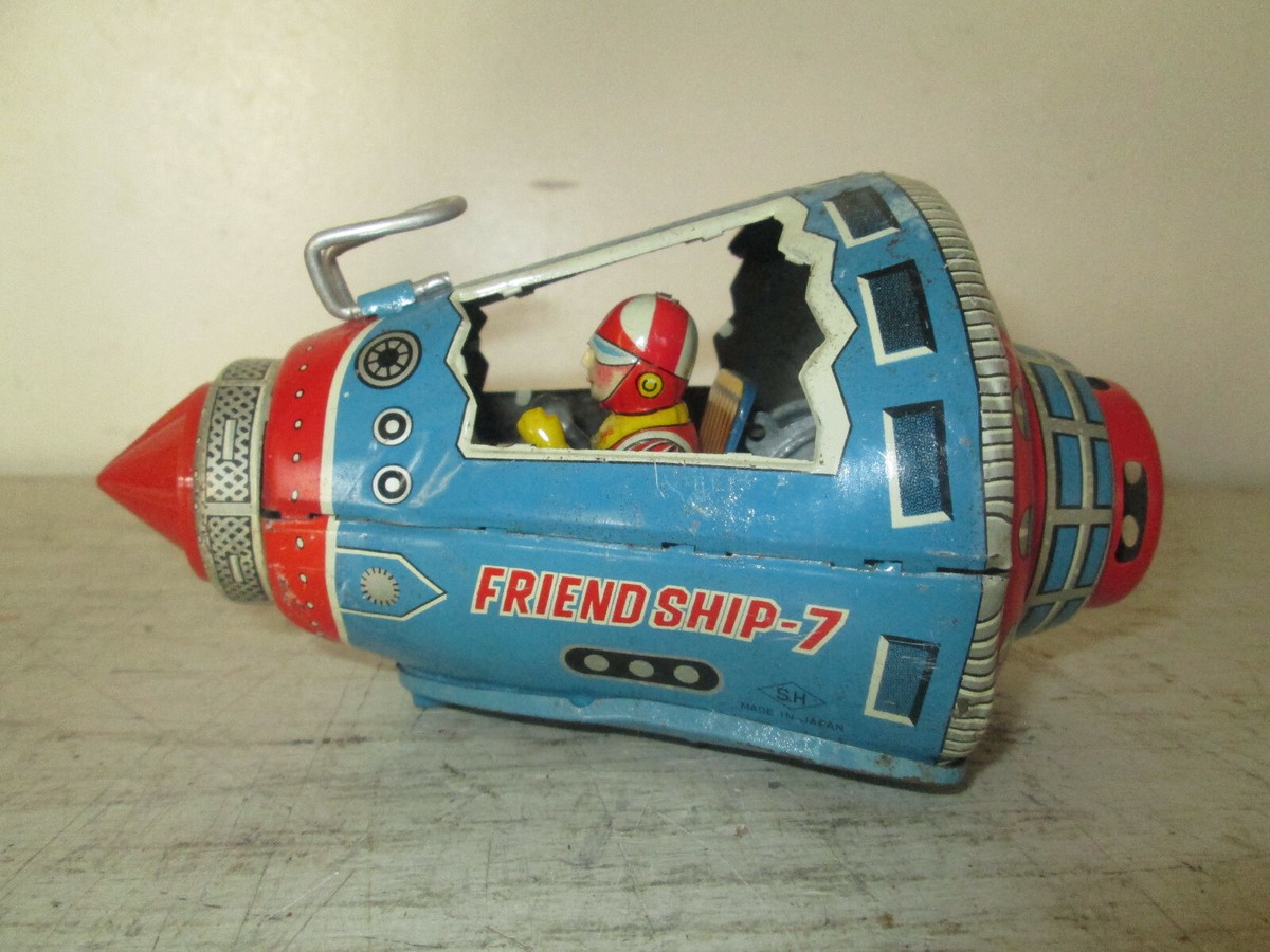 SOUVENIR [FR] 新品2個 Main Street Toys - Vintage Hong Kong Friction Space Capsule
