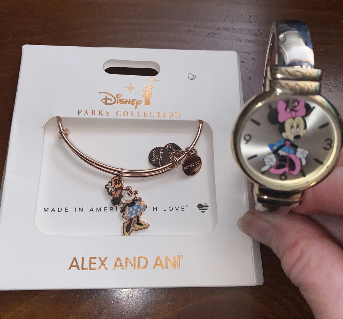Alex and ani 2024 minnie mouse bracelet