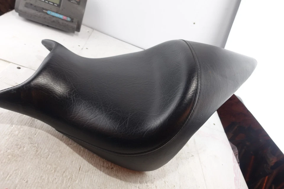 Conjunto de assento principal Honda genuíno preto XTV1800R VTX1800T 2002-2009 77200-MCV-R10 - Imagem 2 de 4