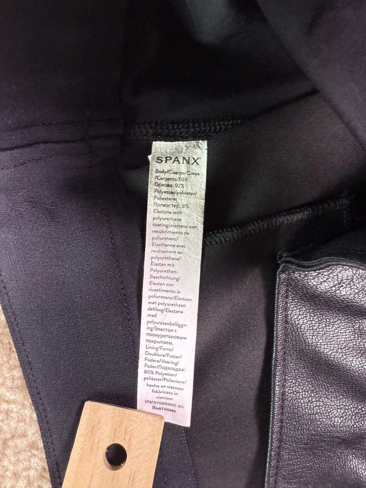 Pantalones de imitación de cuero negros acampanados de tiro alto perfectos SPANX para mujer talla XL 31x33 E699 Foto 4 de 4