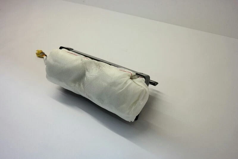 04-08 CHEVROLET MALIBU RH RIGHT AIR BAG CLASSIC STYLE EMBLEM IN GRILLE — 第 4/4 张图片