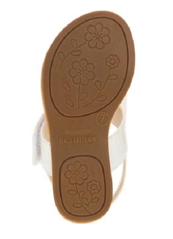 Sandalia chancla blanca para niñas talla 5 charol lazo Healthtex bebé niño pequeño Foto 3 de 4