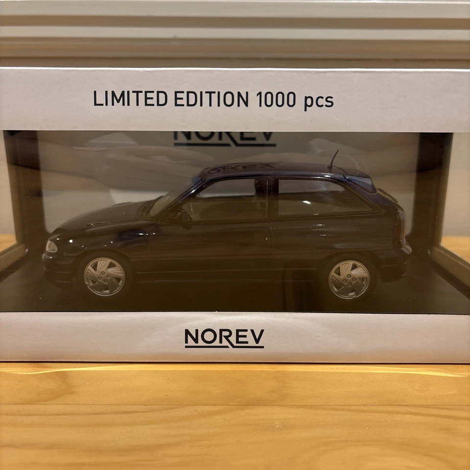 1:18 Norev 1992 Vauxhall Opel Astra GSi Blue Metallic 183670 - Image 4 of 4