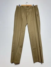 Beige Khaki Dockers D3 Classic Fit Size 36 x 34 Casual Chino Pants