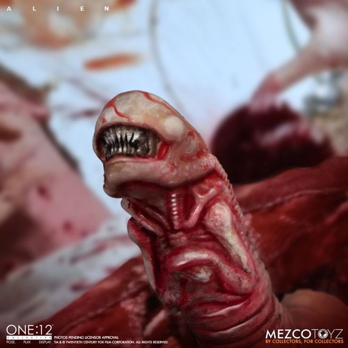 One:12 Collective From 1979 Classic Big Chap Alien Deluxe action figure Mezco - Picture 3 of 10