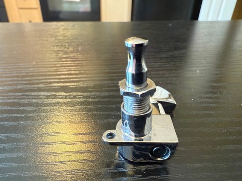 Schaller 1980's M6 Mini tuner 3 x 3 size Bass/ Left Side Chrome Single - Picture 3 of 5