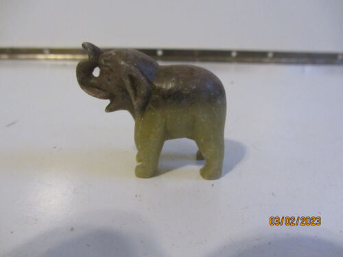 VINTAGE HAND CARVED MINITAURE SOFT STONE ELEPHANT FIGURINE 1-1/2" X 1-3/4" - Picture 1 of 3