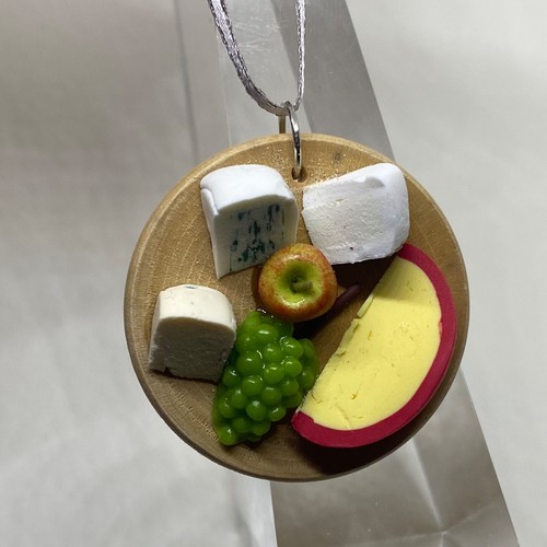 2 x cheese board Christmas tree decorations, bauble ornaments wood and clay - Picture 3 of 20