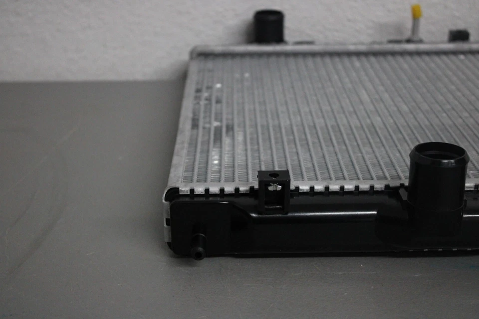 1994 1995 1996 1997 1998 MITSUBISHI GALANT FRONT RADIATOR Foto 4 de 4