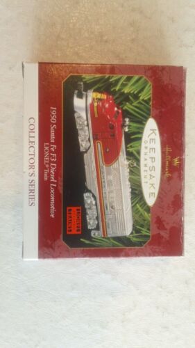 Adorno de locomotora diésel Keepsake Collector's Series1950 Lionel Santa FeF3 - Nuevo en caja - Imagen 1 de 5