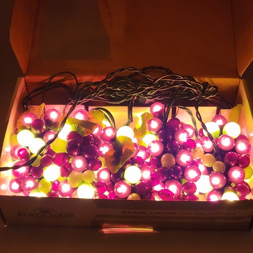 New Kurt S. Adler 100 Micro Bulbs (5) Purple & Green Grape Clusters Lights - Picture 2 of 12