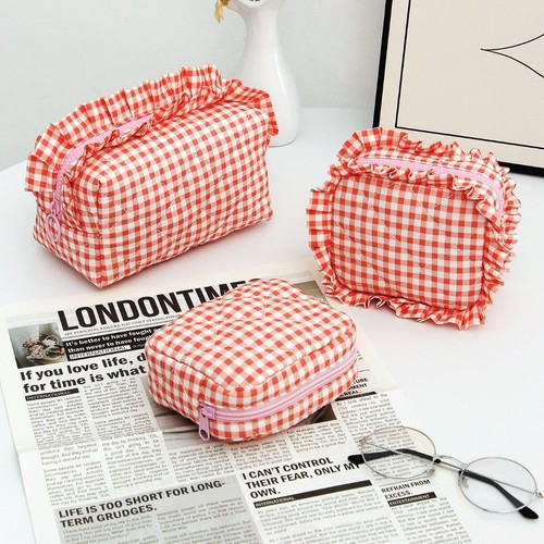 Portable Makeup Brush Storage Bag for Girls Travel Use Toiletry Storage