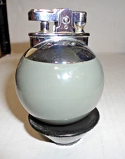 C 1940 RONSON RONDELIGHT, MADE IN ENGLAND VERY RARE. .NEVER IN USE .