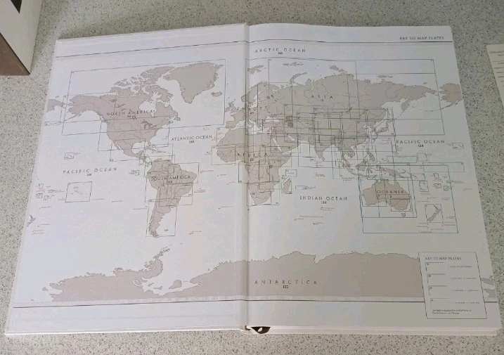 Times Comprehensive Atlas Of The World, 12th Edition Excellent Condition  - Image 3 of 4
