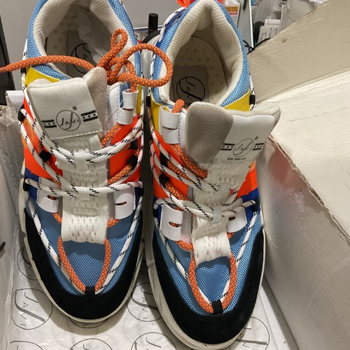 Men’s Javi Sneakers Size 9.5, We’re Display So NIB - Picture 2 of 17