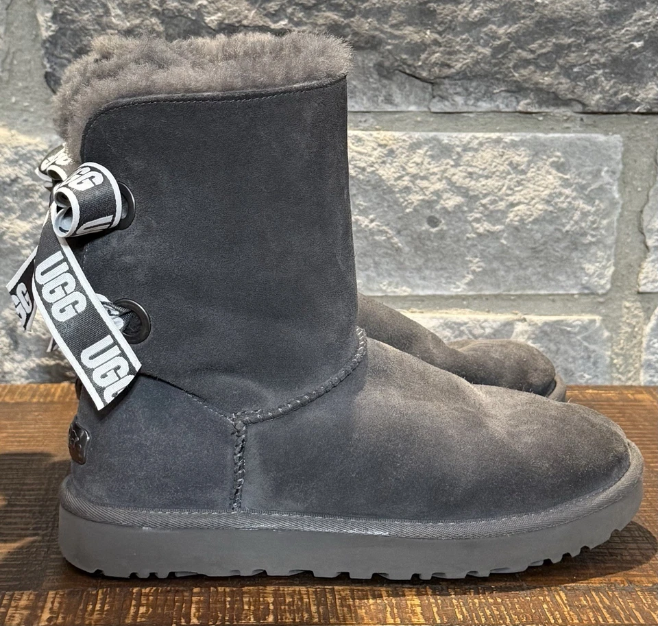 UGG Bailey Bow Gray Suede Sheepskin Short Boot Size 8 Women - Image 3 of 4