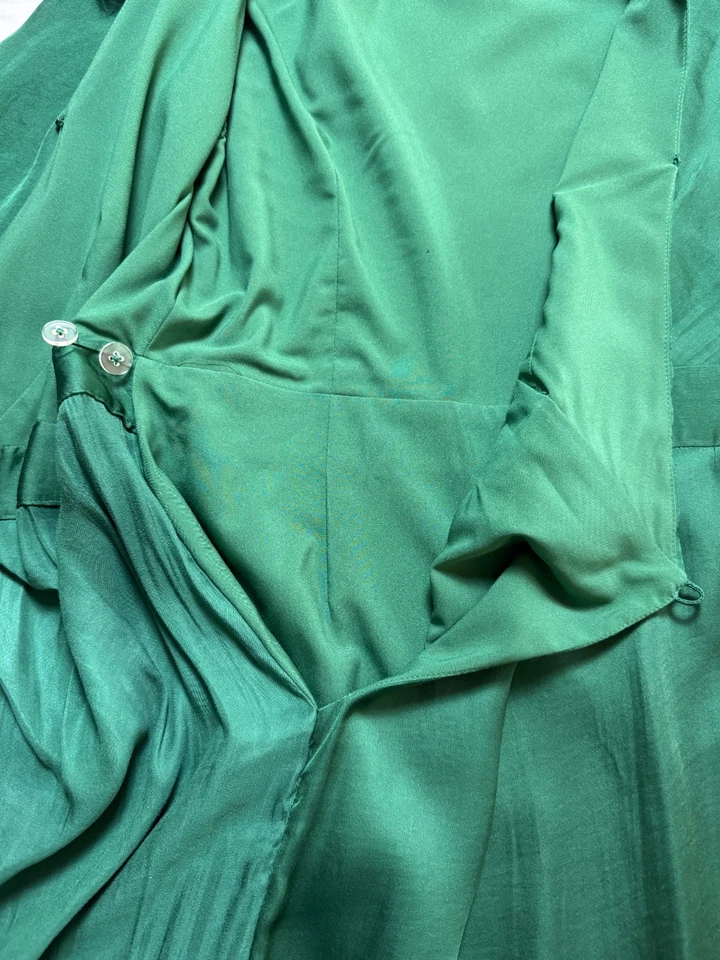 Vestido Banana Republic Feminino Cetim Faux Wrap Verde Esmeralda Manga Longa Tamanho 4 - Imagem 4 de 4