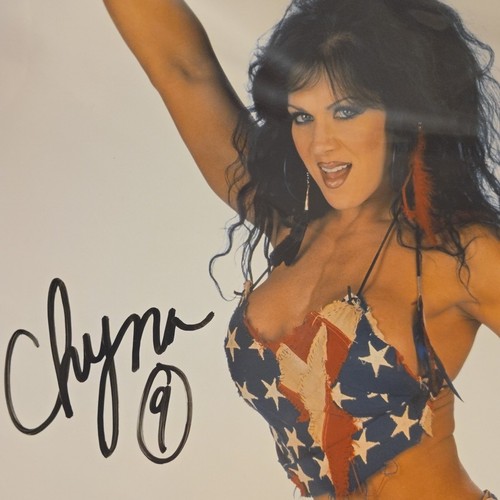 Chyna 9th Wonder Of The World Signed Photo 8x10 Coa Wwe Wwf Autograph Rare - Picture 2 of 5