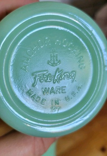 1940's Fire King JADEITE Mugs (SET of 4) - Picture 6 of 9