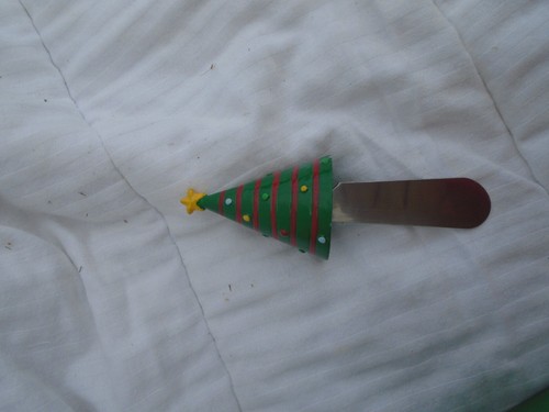 Christmas Tree Cheese Dish with Knife - Picture 6 of 6