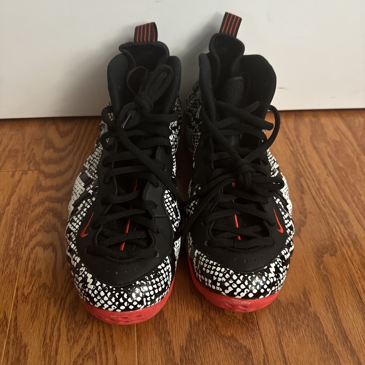 Nike Foamposite ブラック/レッド Nike Air Foamposite One 'Black/Varsity Red'