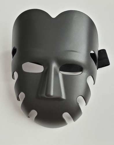 Halloween Kostüm schwarze Maske