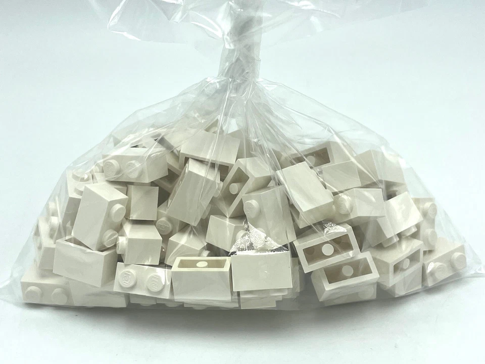 Lego 1x2 White New Bulk Lot Of 100 1x2 Brick Blocks Authentic 3004 - Image 4 of 4