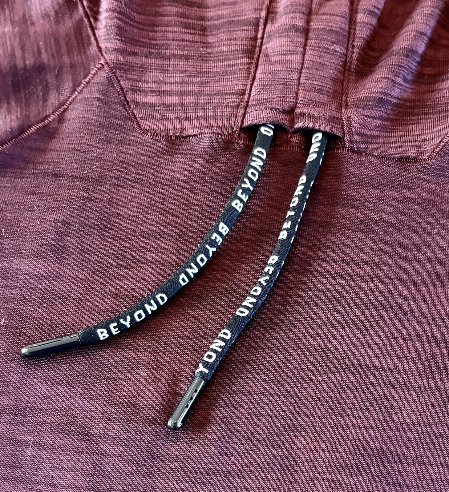 VETEMENTS Beyond Clothing Felpa con Cappuccio Uomo Media Lunga Rosso Griglia Pile Tech Face K022120REL