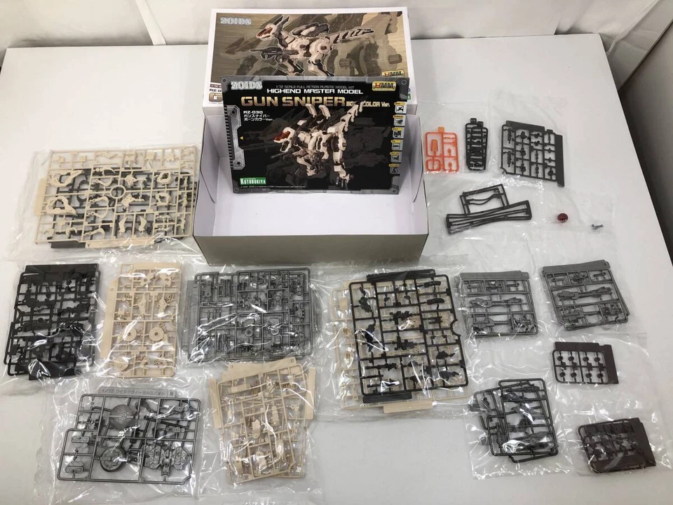 Rare HMM Zoids Gunsniper Bone Color Ver Dinosaur Expo Takara Tomy Model Kit - Image 4 of 4