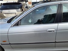 Porte avant et accessoires BMW 523