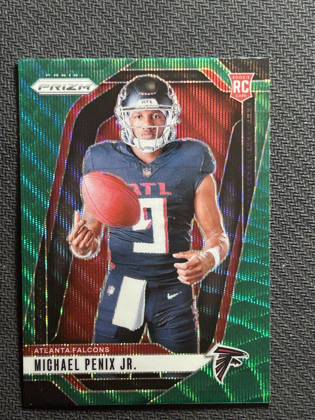 2024 Panini Prizm Michael Penix Jr Rookie Variation Green Wave #31 Falcons
