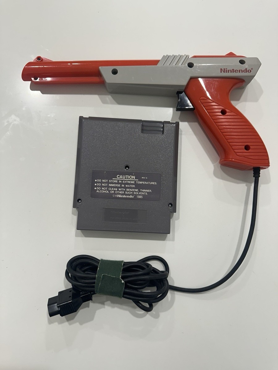 海外限定 '1985 NES Zapper Nintendo Yahoo!オークション - Nintendo NES Zapper 海外版ファミコン用
