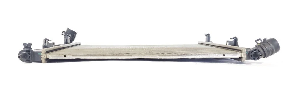 Hyundai Veloster 2013 2014 2015 2016 2017 radiador OEM 1,6 L tracción delantera automática Foto 3 de 4