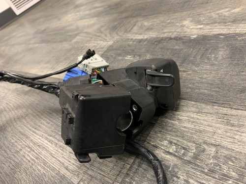 Honda 2004 2005 GL1800 1800 Goldwing OEM Left Handlebar Turn Signal Audio Switch - Picture 12 of 12