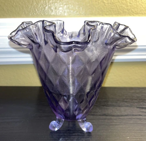 FENTON THREADED DIAMOND OPTIC Footed 6.75" Glass VASE WISTERIA PURPLE