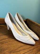 Vintage Gianni Shoes Womens Sz 7 B white Heels Made in Brazil
