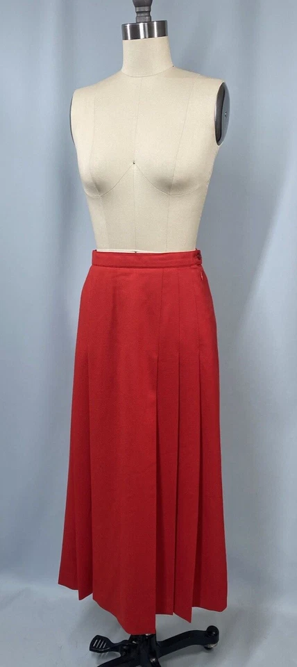 Vintage Pleated Skirt SIZE SMALL red wool long modest ALJEAN Canada 70s 80s - Image 2 of 4