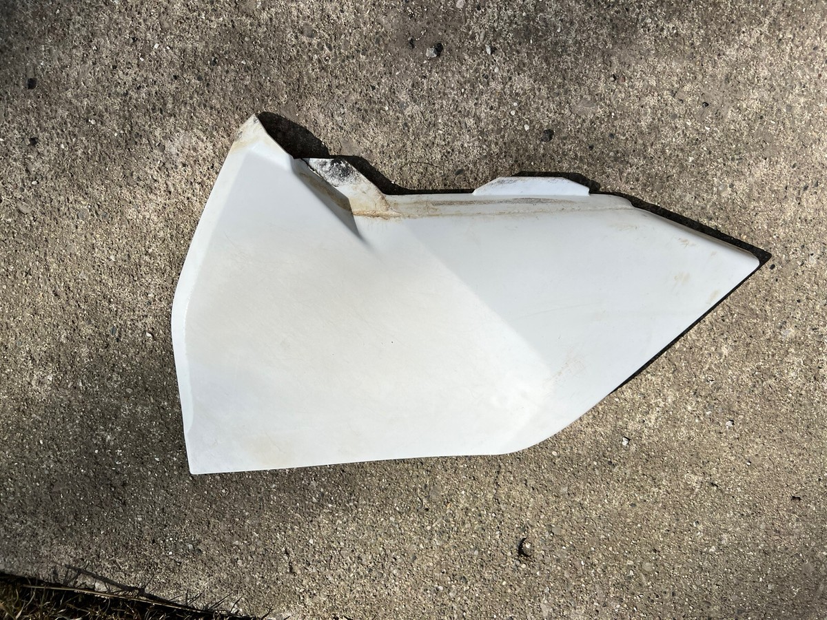 KTM 250 SX 250SX 16 17 2018 ,air filter cover ,Plastics OEM