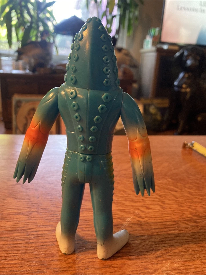 Ultra Monster Soft Vinyl Metron Alien 1983 Foto 2 de 4