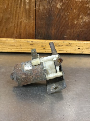 Triumph • Original Lucas Washer Pump. #54071781. Used. KT168 - Picture 2 of 8