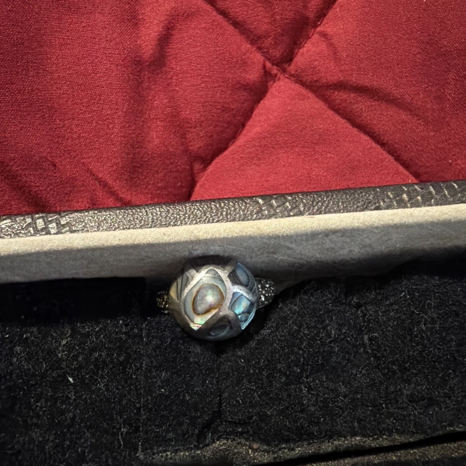 Anillo de plata de ley y abulón de Lia Sophia. Hermosa talla 10 Foto 2 de 2