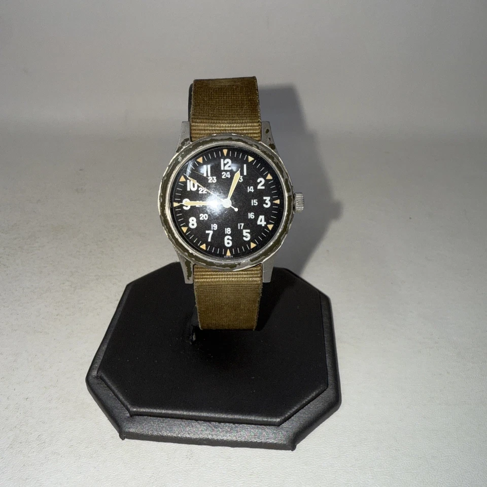 Reloj piloto militar Hamilton GG-W-113 1969 era Vietnam - correa original - serie baja Foto 2 de 4