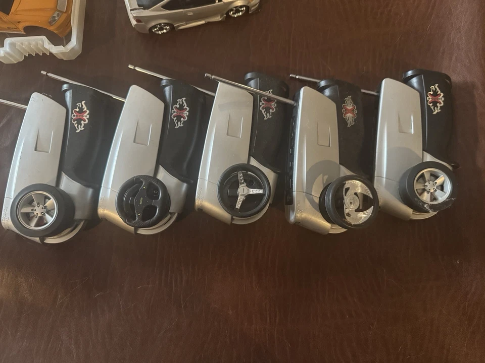 X Mods Coches Control Remoto (LOTE) 4 Coches Completos y Muchas Piezas Extra Incluidas Foto 3 de 4