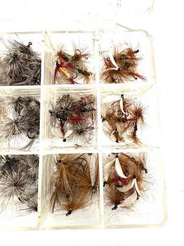 Fly Fishing Lure Lot Vintage Over 140 In Plastic Case Box Herter’s Inc MN - Picture 4 of 5