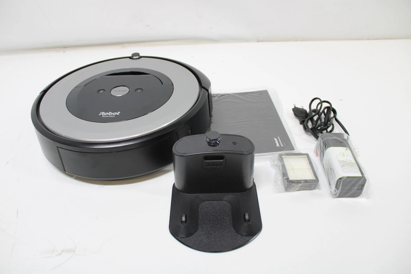 iRobot Staubsauger mit Randreinigung