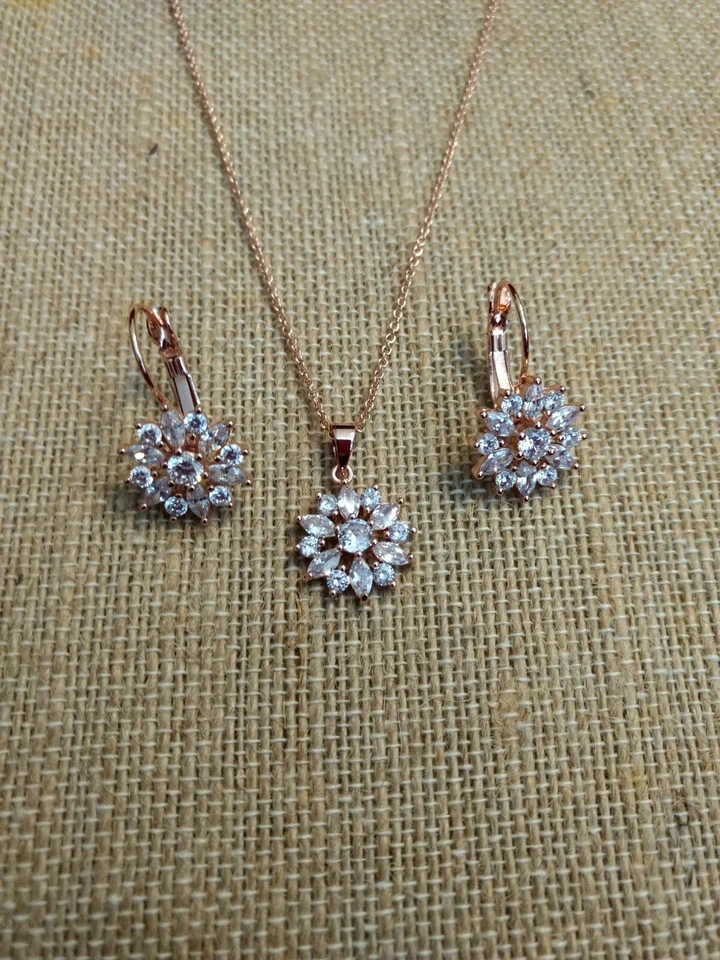 Pendientes y Collar Bamoer Girasol Oro 14k y Platino Vermeil en Esterlina  Foto 2 de 4