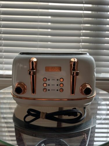 Heritage 1500-Watt 4-Slice Ivory and Copper Wide Slot Retro Toaster with Removab - Picture 2 of 3